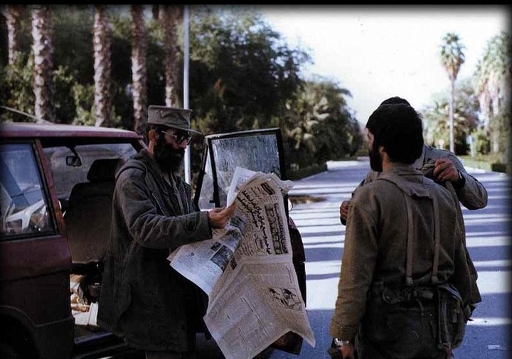 قروض من از فروش کتاب‌های مختصر من ادا شود