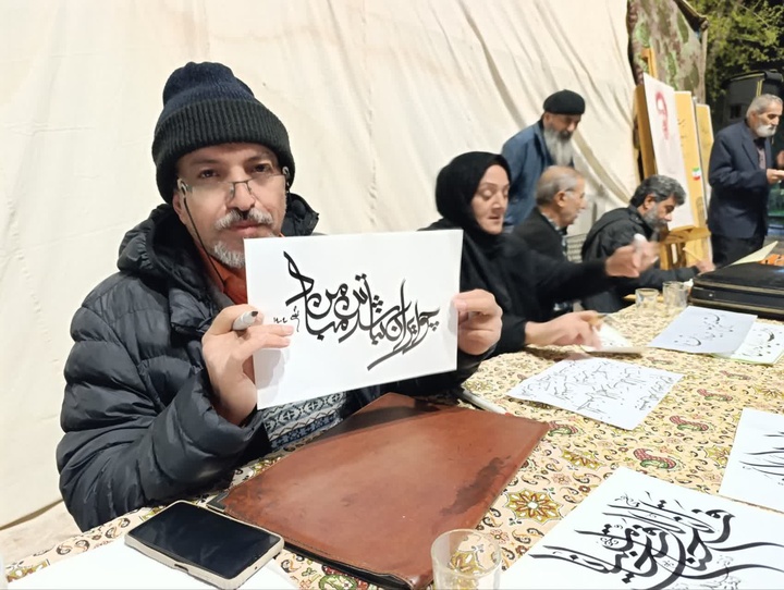 هنرمندان یزدی پای کار انقلاب آمدند/ بیعت با سومین رهبر انقلاب