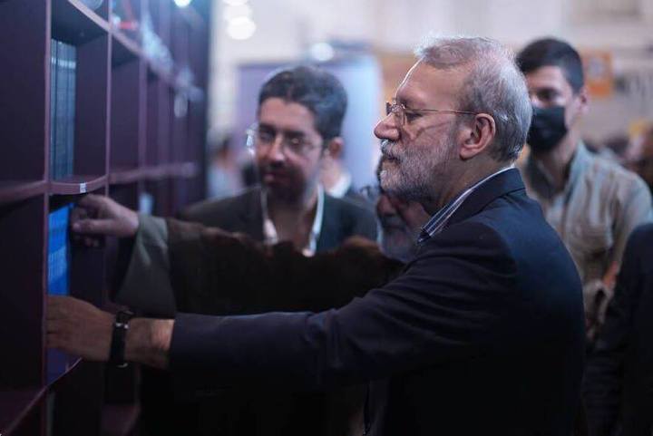لاریجانی و کتابخانه مجلس؛ احیای گنجینه‌های خطی