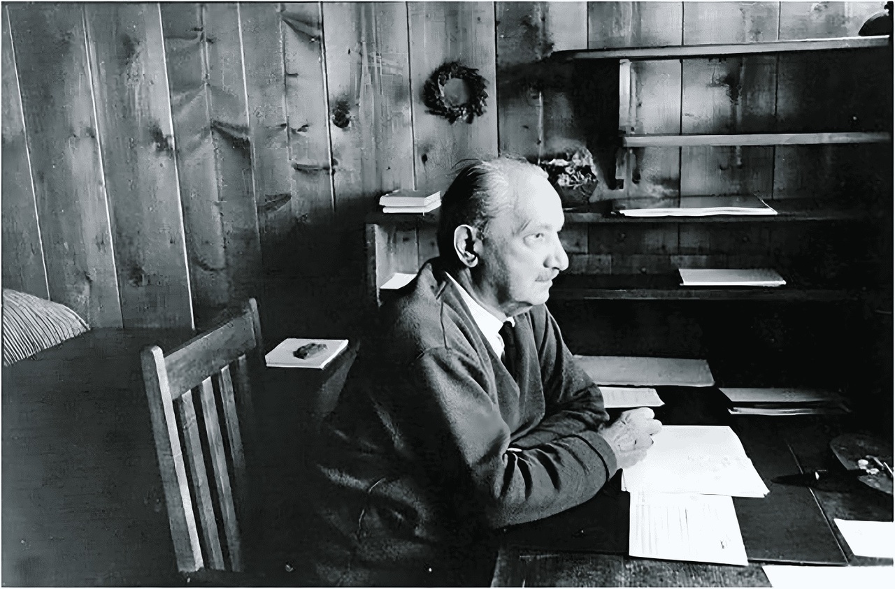 تجربه هستی هگل به‌قلم هایدگر