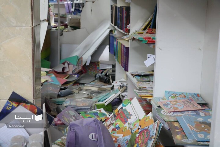 آسیب به کتابفروشی در جنگ ایران و رژیم صهیونیستی در تبریز