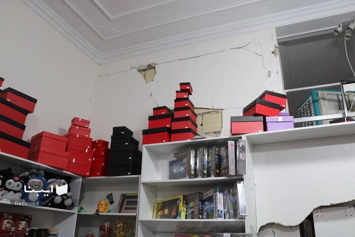 آسیب به کتابفروشی در جنگ ایران و رژیم صهیونیستی در تبریز