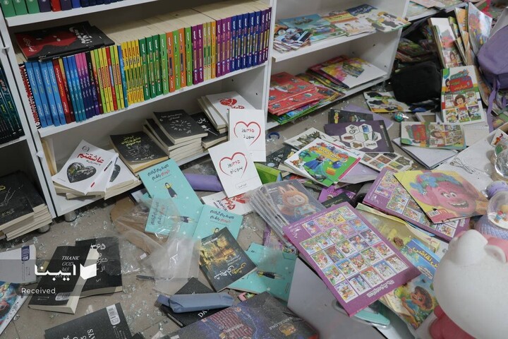 آسیب به کتابفروشی در جنگ ایران و رژیم صهیونیستی در تبریز