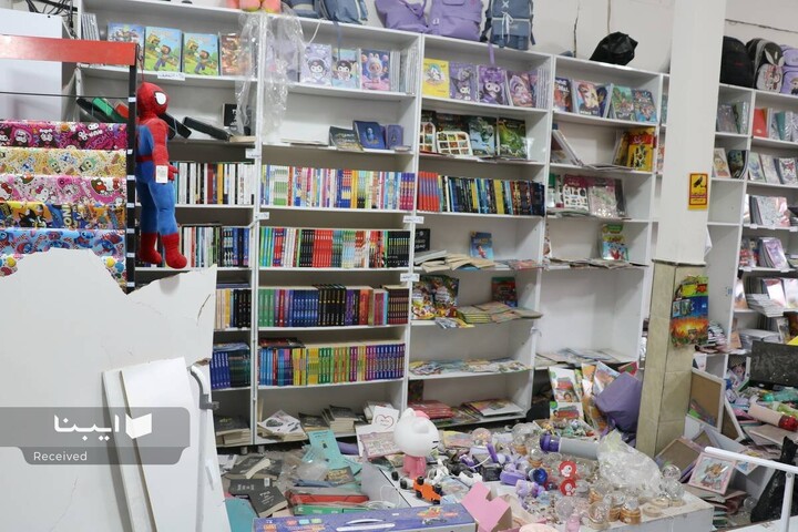 آسیب به کتابفروشی در جنگ ایران و رژیم صهیونیستی در تبریز