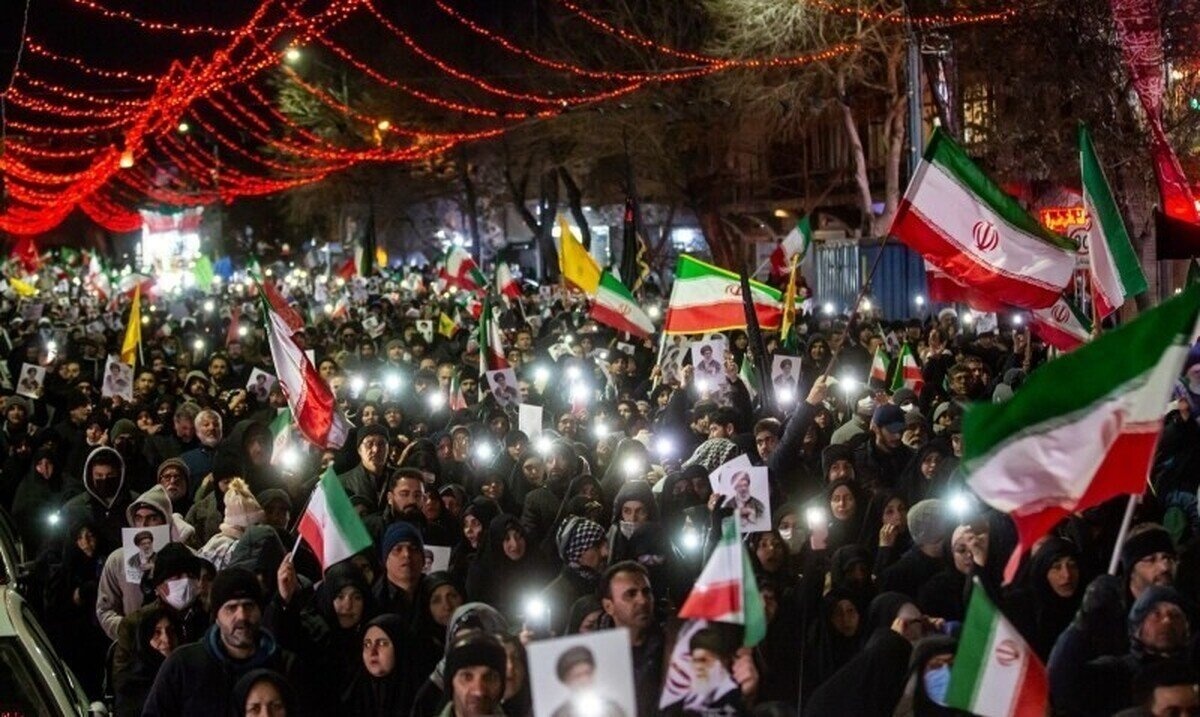 جمهوری اسلامی مبتنی بر فداکاری، شهادت و مقاومت مقدس