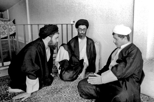 از جبهه‌ها خبر گرفتم، امروز آرام بوده