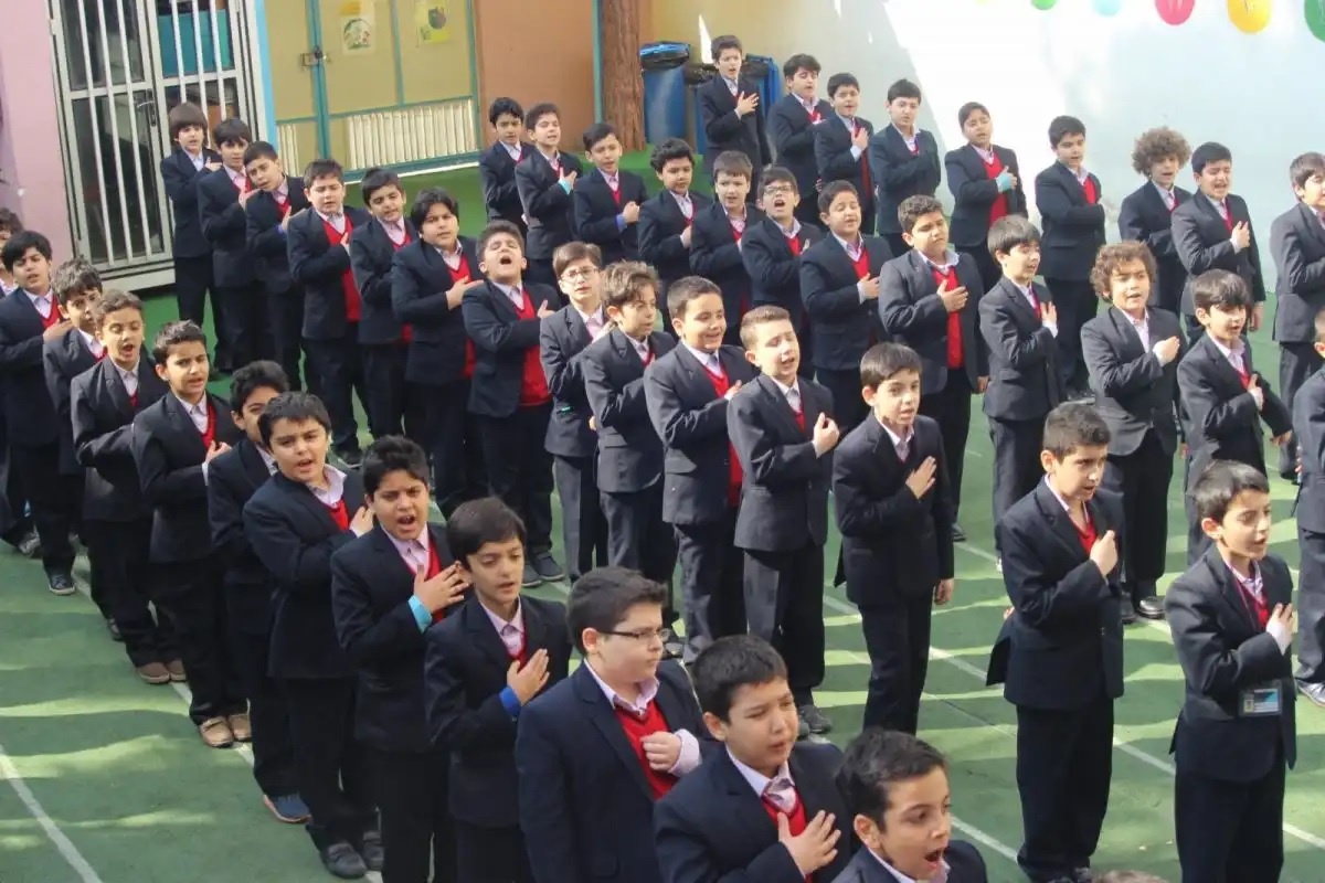 چرا و چطور مدرسه خصوصی شد؟