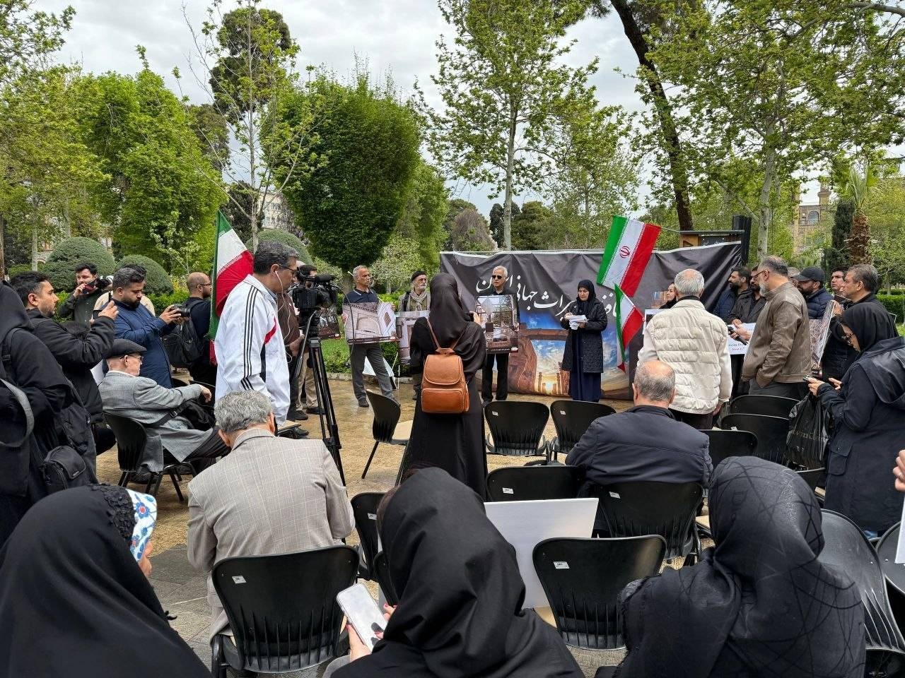 آثار تاریخی و مکان‌های باستانی، سنگرهای جنگ نیستند، مواریث جامعه و جهان بشری ما هستند