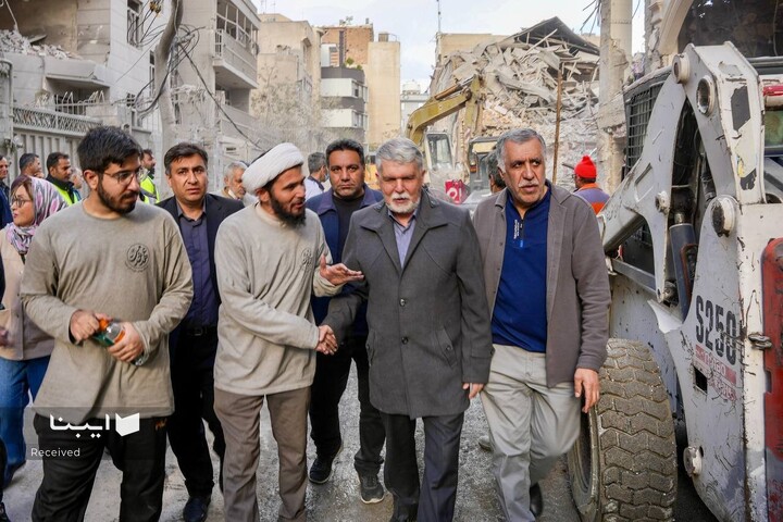 بازدید وزیر فرهنگ از کنیسه رفیع‌نیا