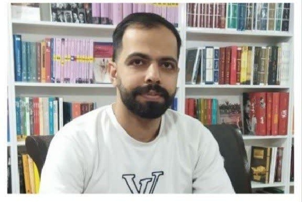 جنگ بهانه‌ای برای دوستی مردم با کتاب‌