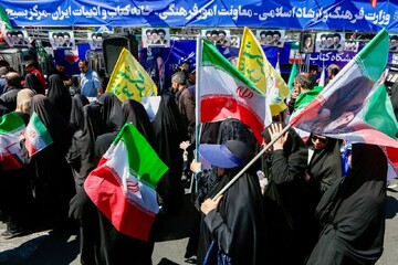 روایت روز چهلم؛ شعر و شعار ایستادگی