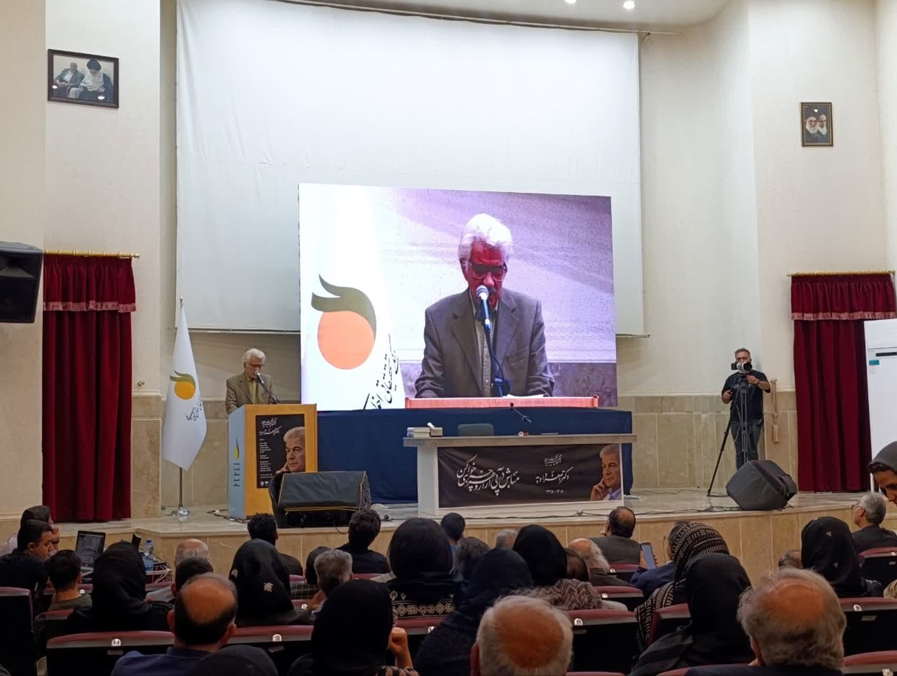 دادبه از تفسیر فلسفی حافظ تا ایراندوستی اصیل/ پژوهشگری دقیق و دانشنامهنویسی ارجمند