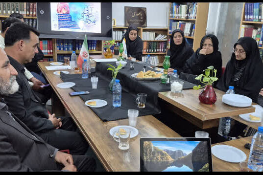 مراسم «نیمکت‌های آسمانی» در کتابخانه‌های سیستان و بلوچستان برگزار شد