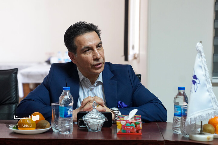 بازدید معاون فرهنگی از چاپخانه ها