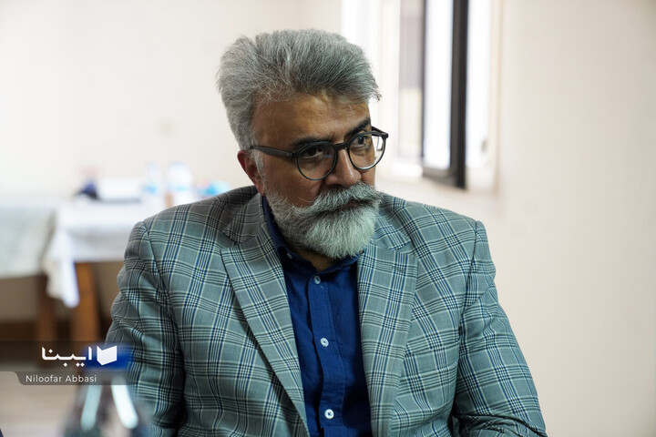 بازدید معاون فرهنگی از چاپخانه ها