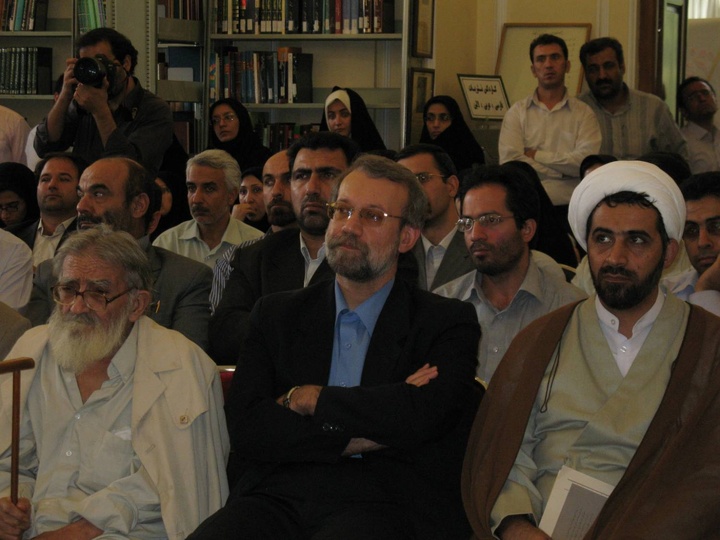 حضور شهید دکتر علی لاریجانی در کتابخانه مجلس و دانشگاه تهران