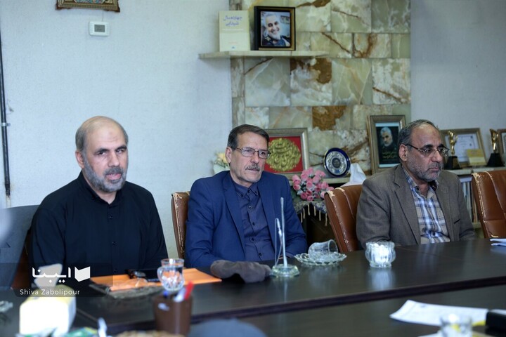 دیدار ابراهیم حیدری با اعضای هیئت مدیره انجمن قلم ایران