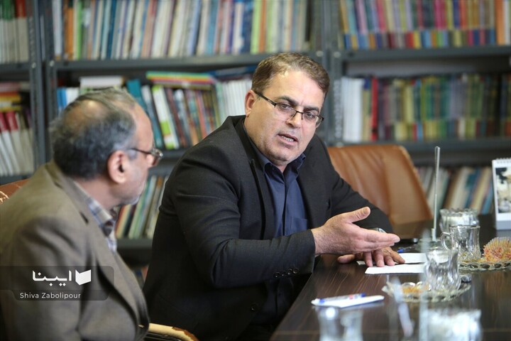 دیدار ابراهیم حیدری با اعضای هیئت مدیره انجمن قلم ایران