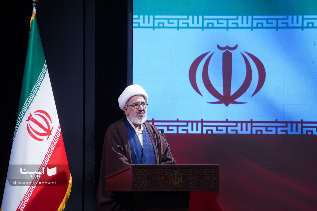 در آیین سوگ «امینِ ایران» چه گذشت؟