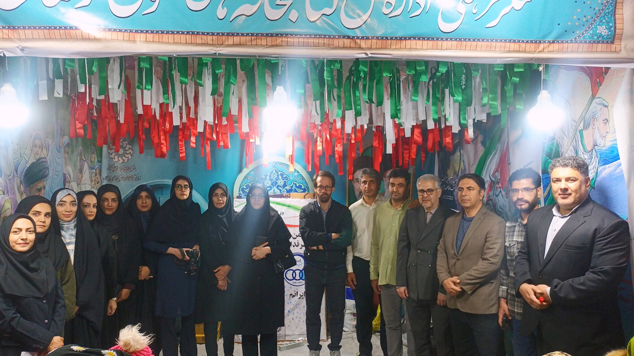 کتابداران لرستان پای کار «دفاع سوم»/ کتابخانهها پایگاه فعالیتهای خلاقانه