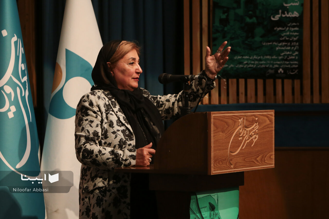 خرد جمعی، ایرانیان را به سوی هم‌سازی و سازگاری می‌کشاند