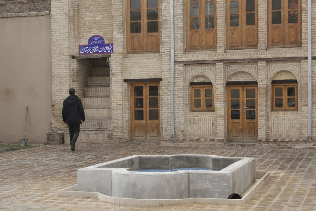 بنیاد ایران‌شناسی لرستان در ساختمان جدید مستقر شد