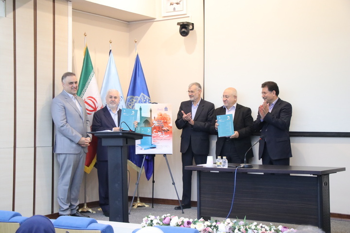 تمدن ایران با تخریب دژها و بناهای تاریخی نابود نمی‌شود