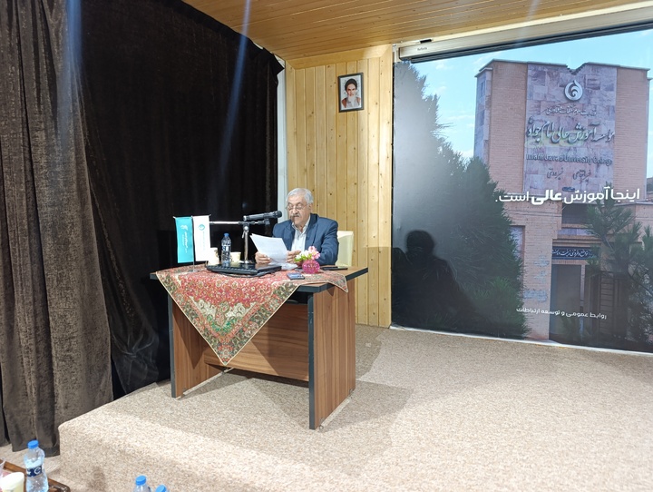 سادگی زبان در عین پیچیدگی ذهن در اشعار سعدی