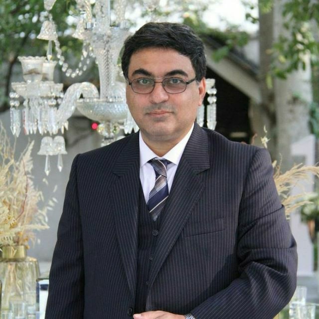 رستم نماد میهنپرستی و حضور همیشگی در راه آزادی