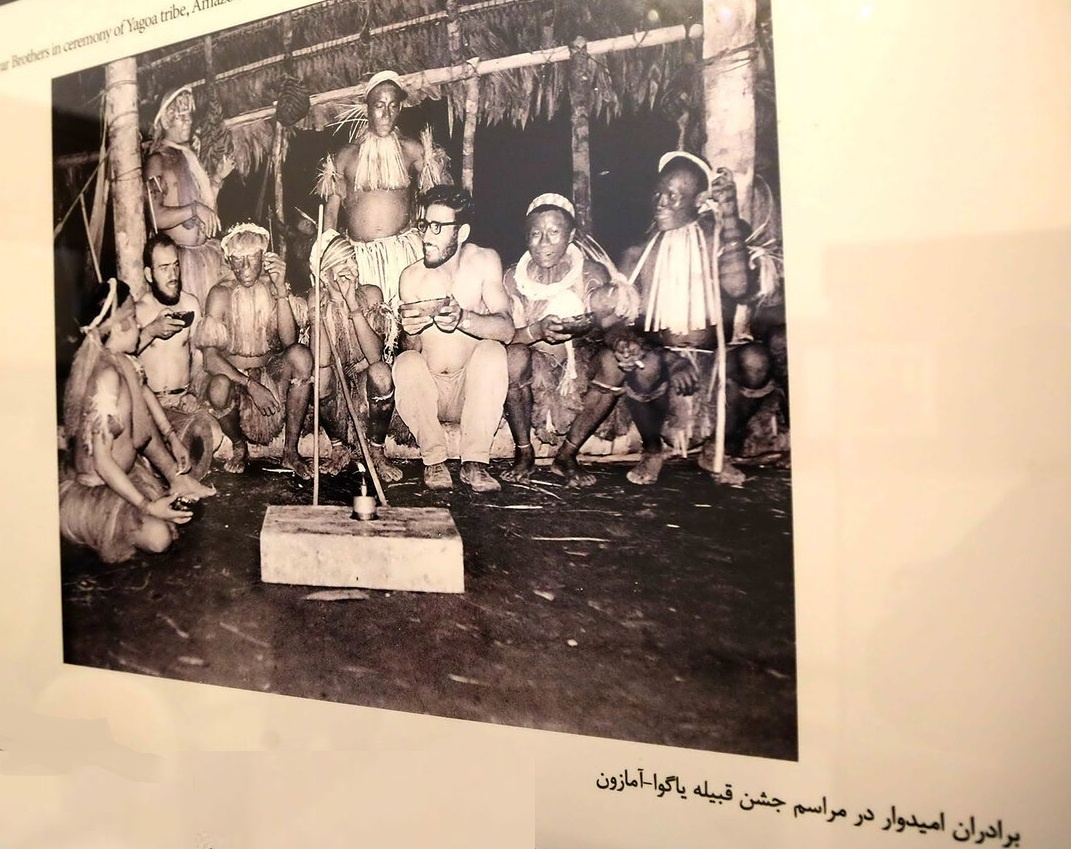 دور دنیا در ۱۰ سال
