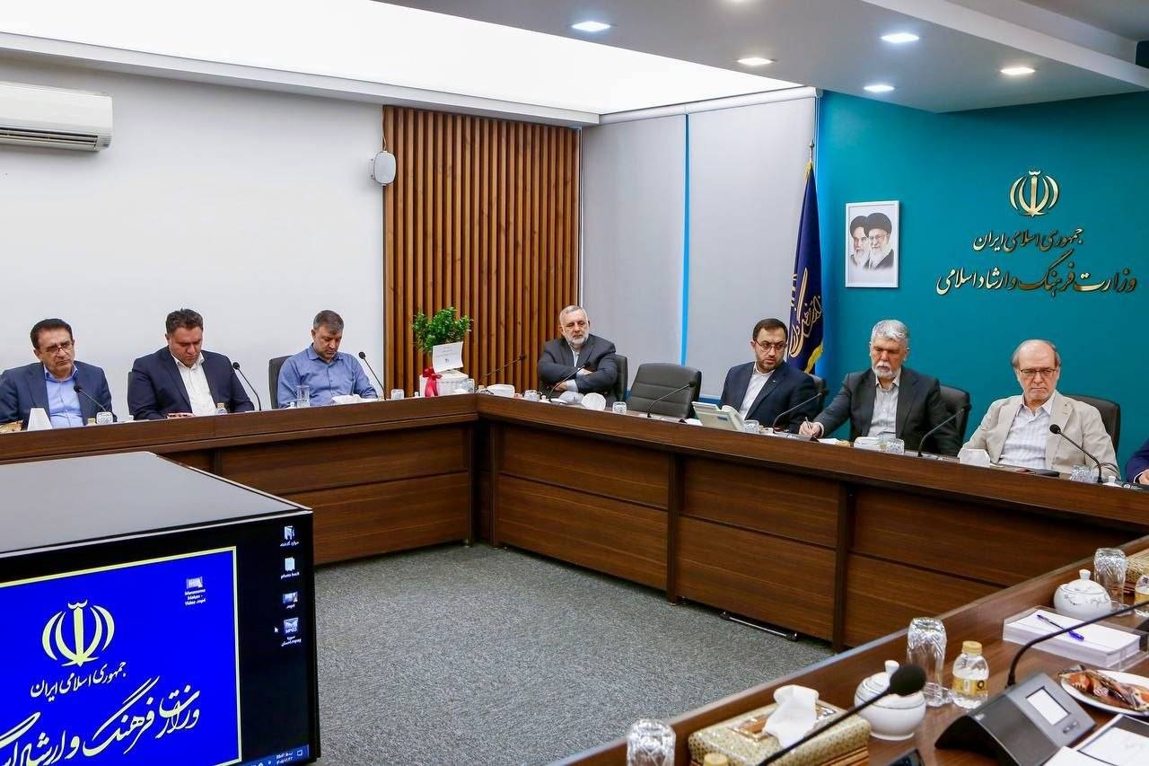 وزیر فرهنگ و ارشاد اسلامی با مدیرعامل کانون پرورش فکری کودکان و نوجوانان دیدار کرد