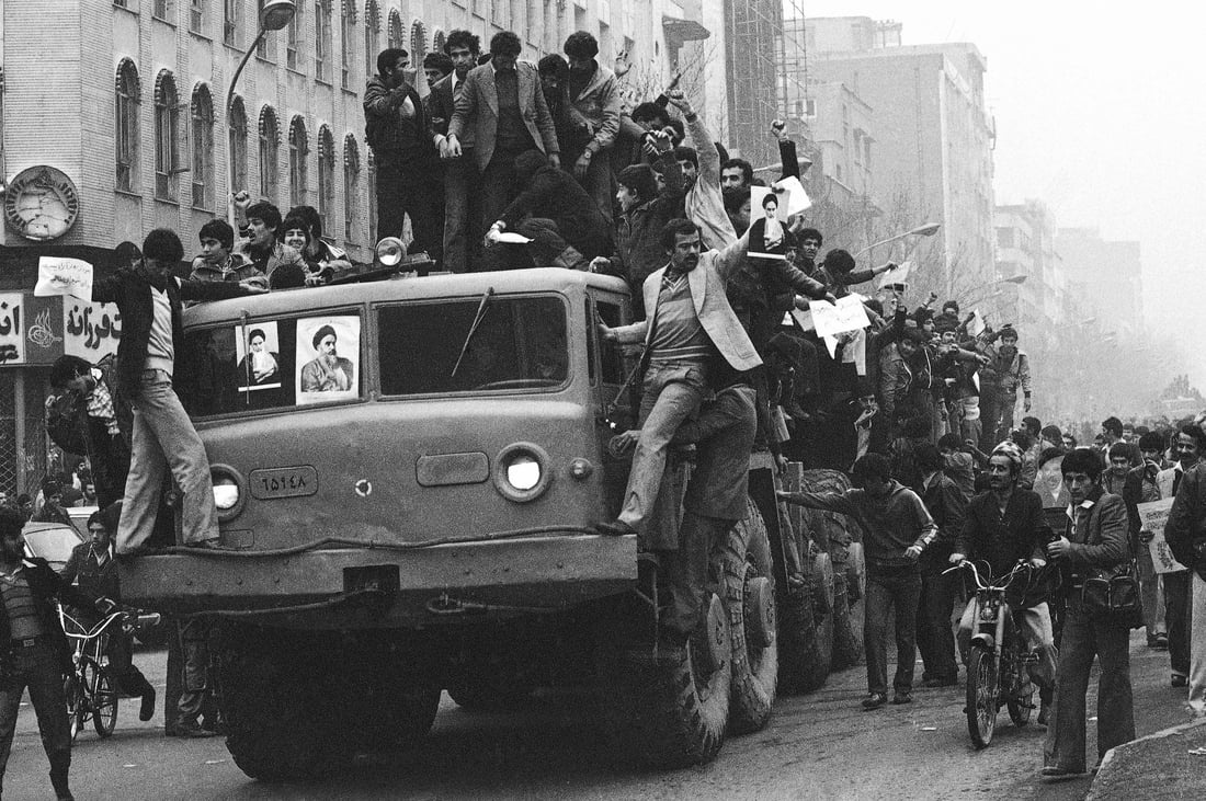 «عکس‌های فوری» از پنجاه‌وهفتی‌ها