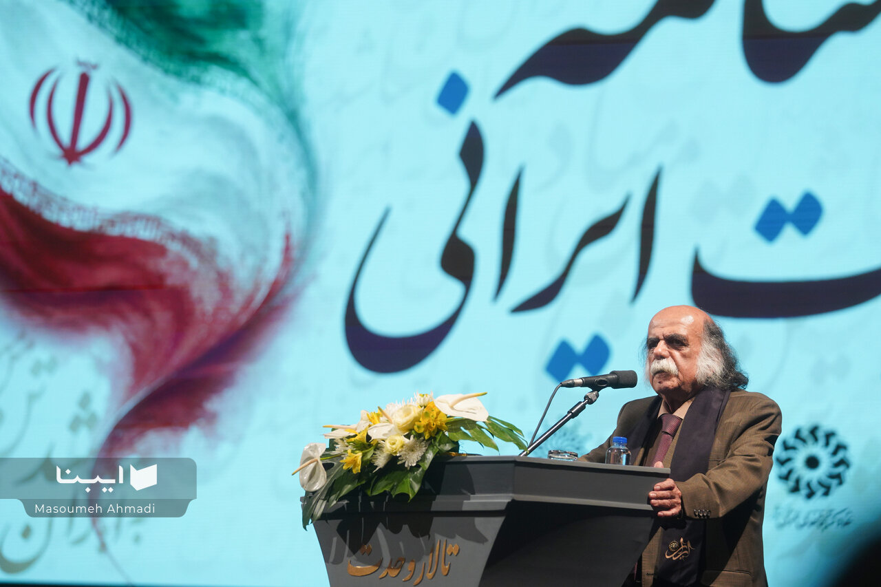 شاهنامه در میان سطور خود به ما هویت داده است