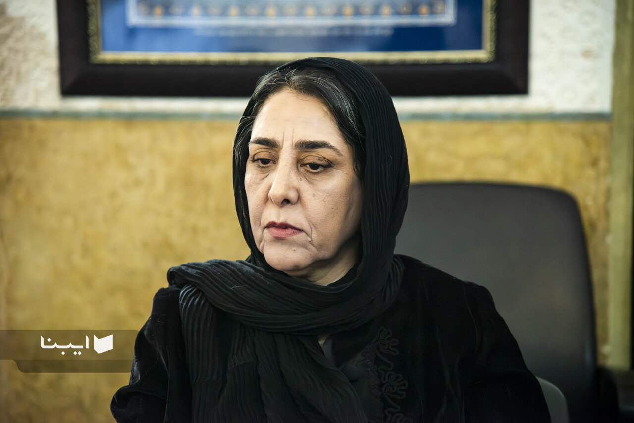 کتاب نیازمند طراحی مسیر مصرف است/ لزوم تدوین الگوهای هوشمند برای پیوند نمایشگاه به شبکه فروش محلی