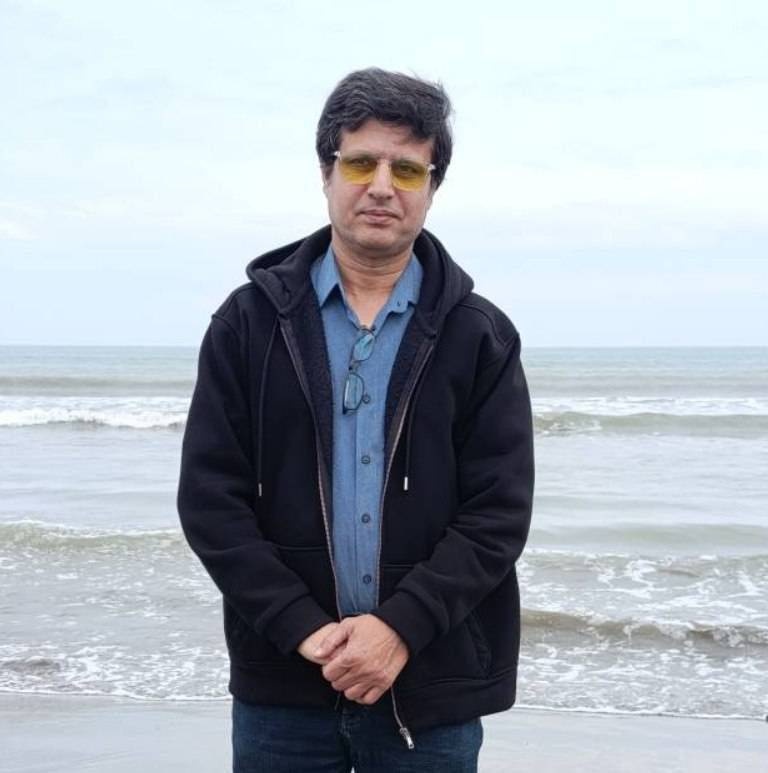 سینا جهاندیده