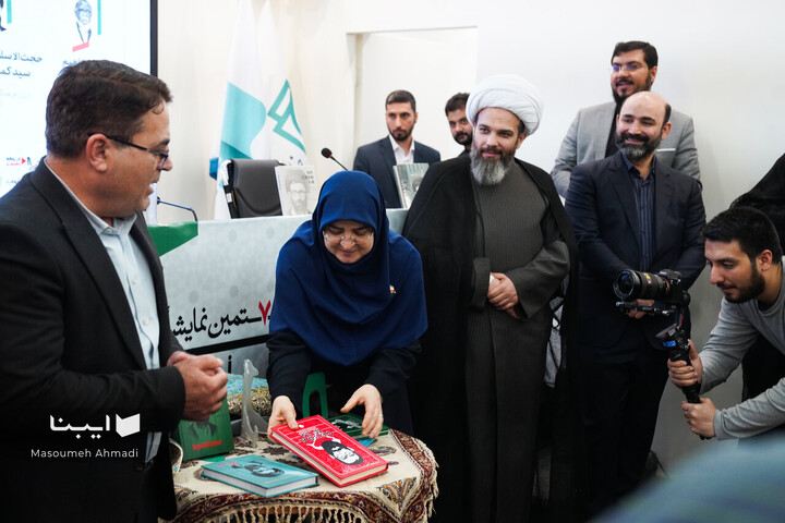 حضور سخنگوی دولت از ستاد هفتمین نمایشگاه مجازی کتاب