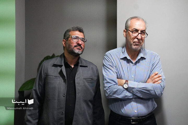 بازدید غلامرضا امیرخانی از ستاد اجرایی نمایشگاه مجازی کتاب تهران