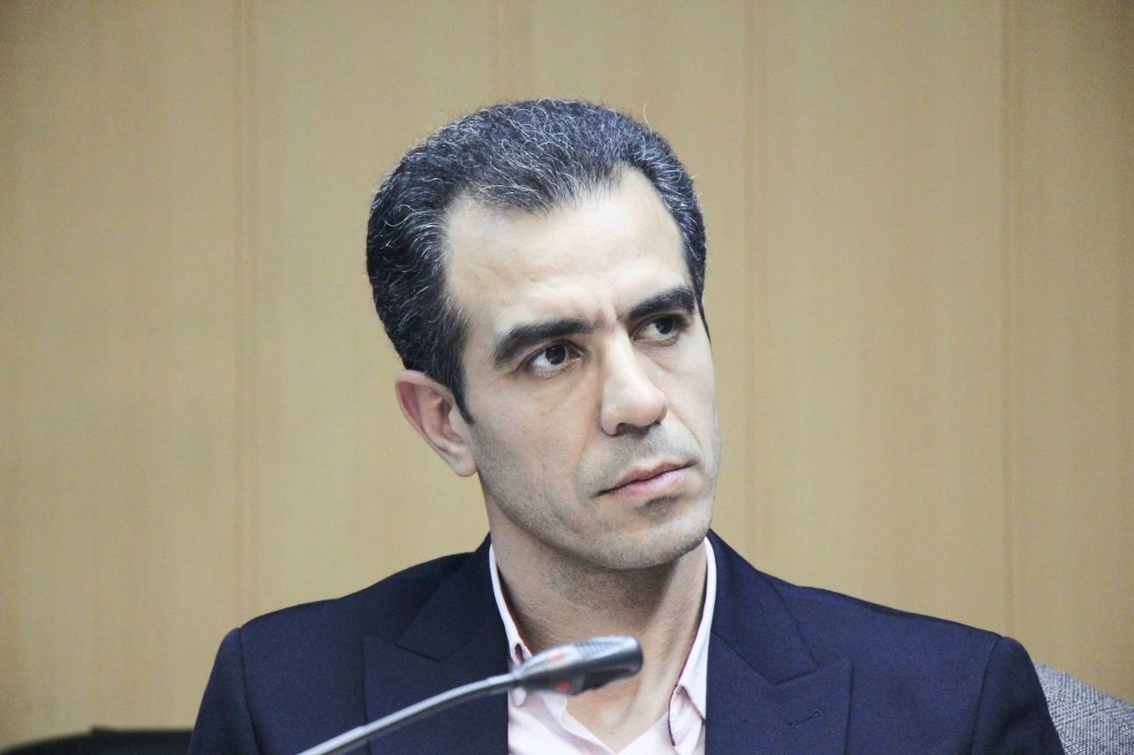 چراغ فرهنگ باید روشن بماند