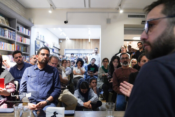 خوانش مقاله «اندیشه‌هایی در خور ایام جنگ و مرگ»