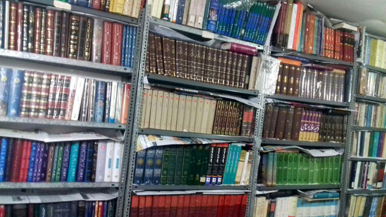 کتابخانهای پررونق در روستایِ بالاجاده کتابخانهای پررونق در روستایِ بالاجاده