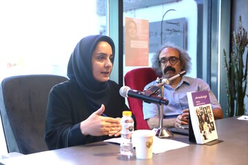 نشست خواهر کوچک در برابر برادر بزرگ: امکان مصالحه افقی؟