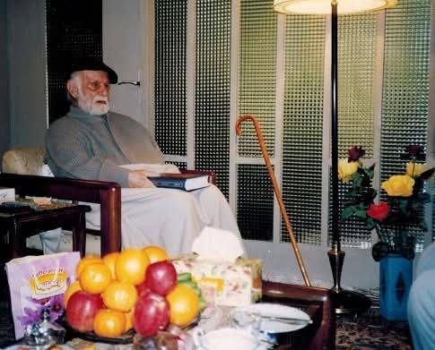 سیمای آرام «محمود اعتمادزاده» در دهه نود زندگی‌اش