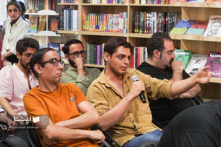 نشست جنگ و الهیات