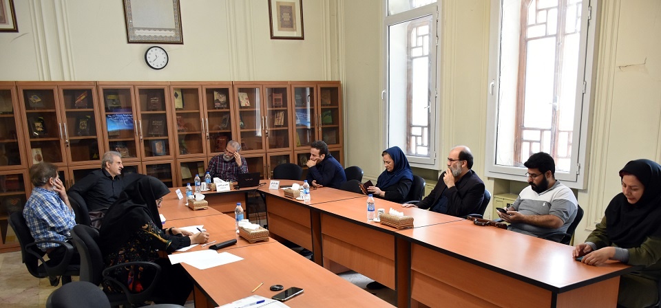 بازخوانی نسبت میان مرزبندیهای رسانهای در نظریه فیلم بازخوانی نسبت میان مرزبندیهای رسانهای در نظریه فیلم