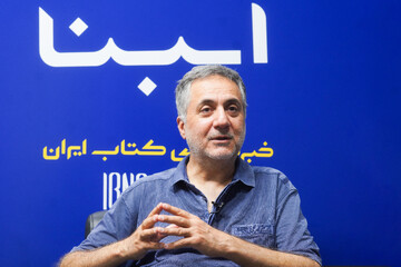 بر پشت هر اسب، انسانی نشسته که از خیال خود نیرو می‌گیرد