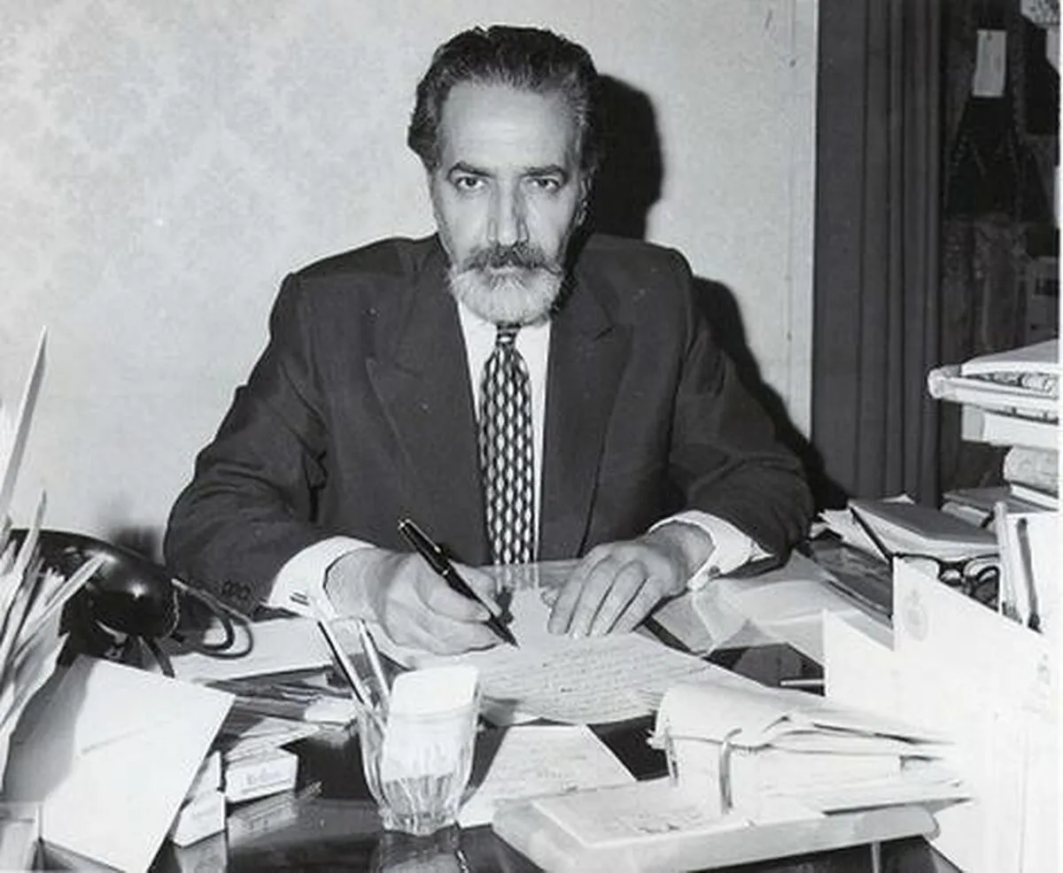 جلسه نقد و بررسی دو کتاب ابوالقاسم انجوی شیرازی