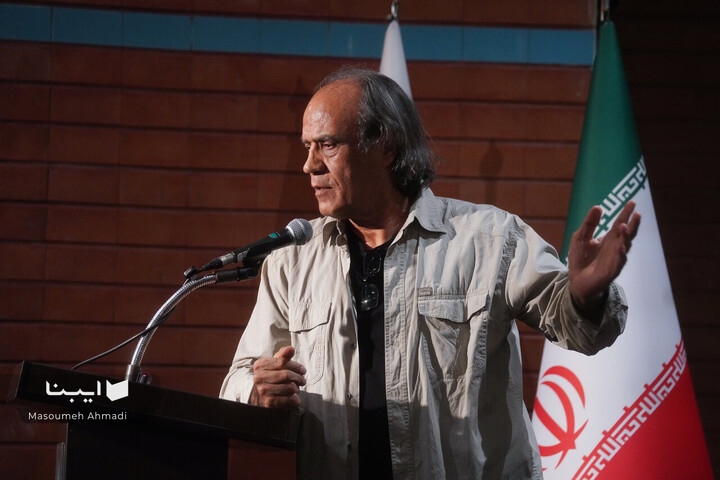شب رونمایی از کتاب «محیط زیست از نگاه هنرمندان»