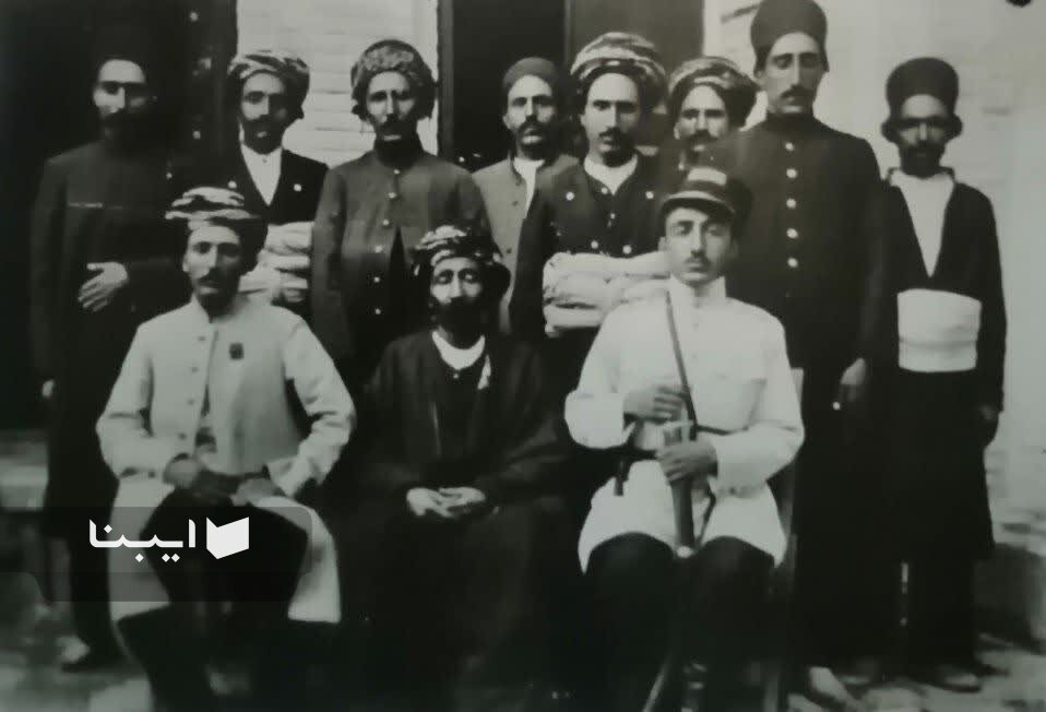 اهدای ۱۵۰۰ عکس تاریخی؛ گام تازه سیدفرید قاسمی برای صیانت از حافظه فرهنگی لرستان