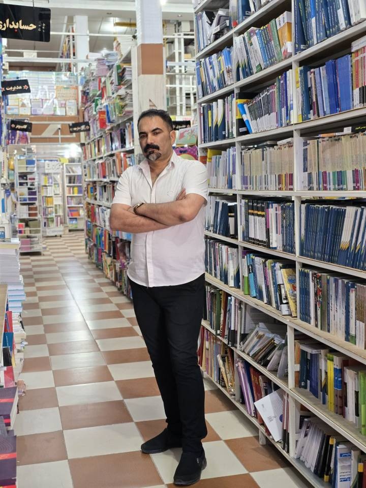 یاسوج، شهری با ۳ کتابفروشی/ ناشران از توزیع گفتند، کتابفروشان از هزینهها