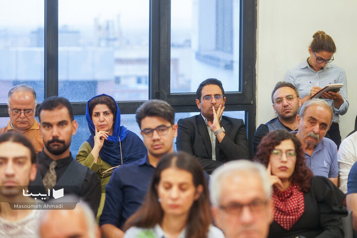 دیدار با محمد مهدی اردبیلی در تالار گفتگوی ققنوس